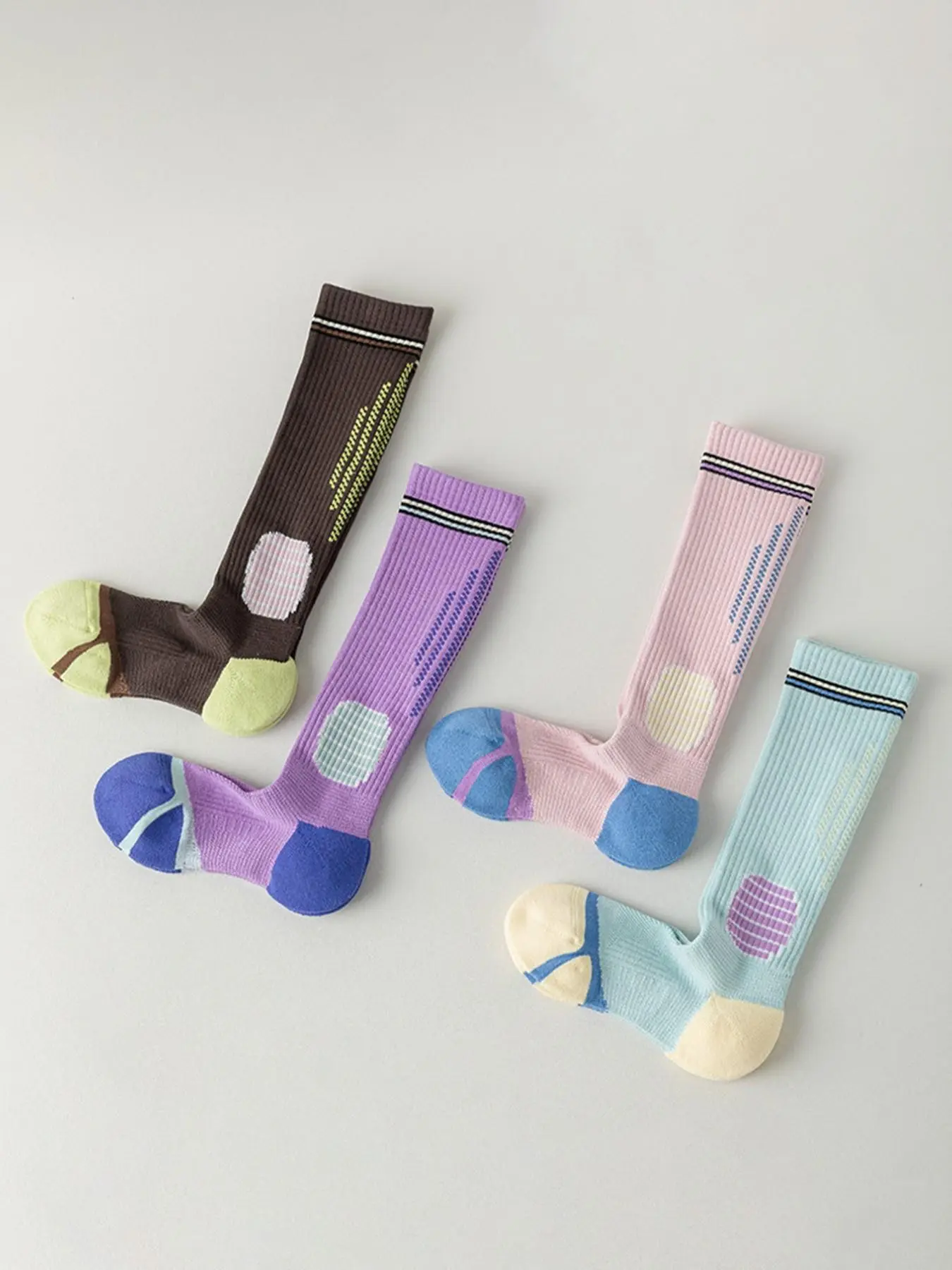 4 Pairs Women's Sporty Compres - Sports Socks review and price